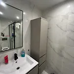 Luxe Jaccuzi Marbre Et Terrasse Apartamento
