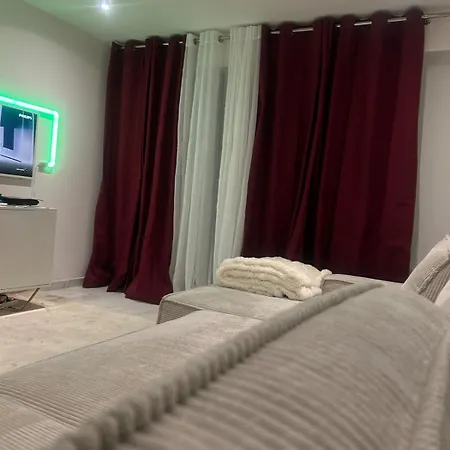 Apartmán Luxe Jaccuzi Marbre Et Terrasse *