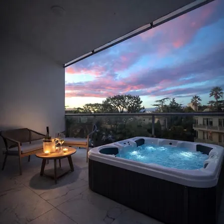 Luxe Jaccuzi Marbre Et Terrasse Cannes